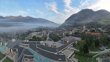 Photovoltaik-Anlage Alpentherme Gastein Drohnenaufnahme | © Alpentherme Gastein