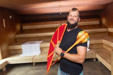 Norbert Brandner Herbal Cup | © Alpentherme Gastein/Ryszard Rak