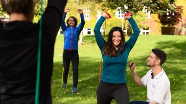 Gesundheitszentrum Gruppentraining im Freien | © SalzburgerLand Tourismus/Marktl