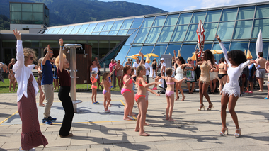 Geburtstagsfest 20 Jahre Alpentherme Gastein  | © Alpentherme Gastein/Szedlarik