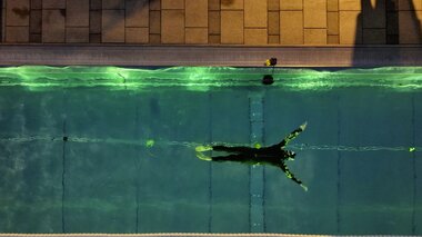 Weltrekord im Streckentauchen Alpentherme Gastein | © Breathless24/Bernhard Wieland