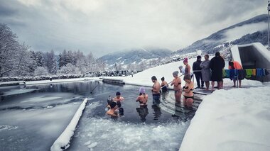 Eisbaden mit Christian Redl | © Alpentherme Gastein