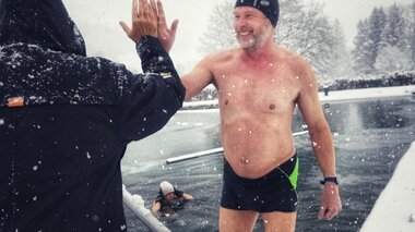 Eisbaden mit Christian Redl | © Alpentherme Gastein