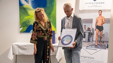Ganganalyse Zertifikatsverleihung Kirsten Goetz Neumann | © Alpentherme Gastein/Conny Rupp