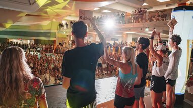AIT Siegerehrung Alpentherme | © adidas TERREX INFINITE TRAILS 2023