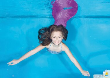 Nixenschwimmen in der Alpentherme | © Quietschenten Wasserwelt/Per Højgaard Nielsen