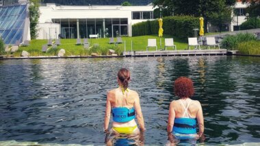 Aqua-Jogging im Thermalwasserbadesee | © Alpentherme Gastein
